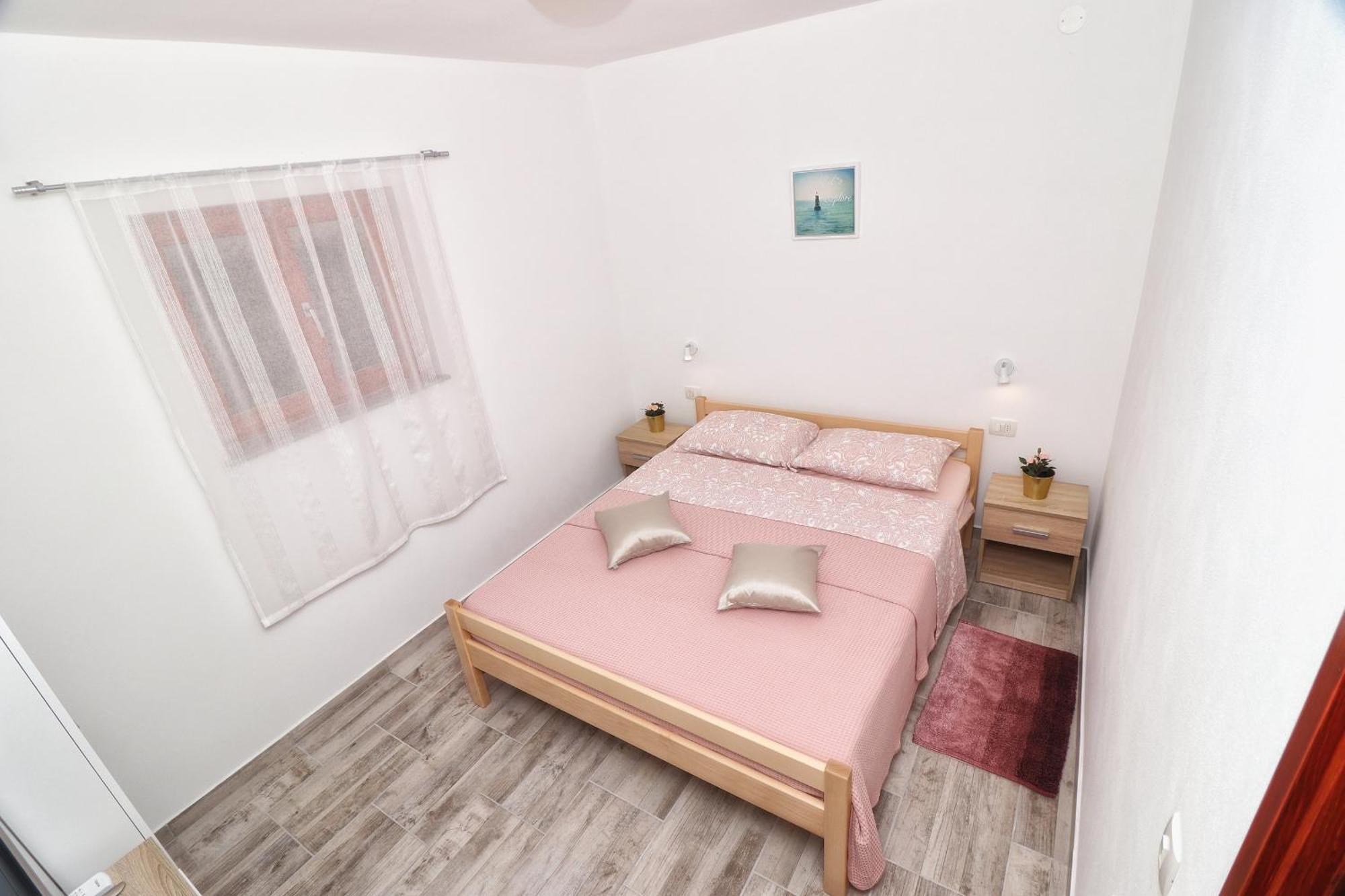 Studio Apartman Edy 3 Пула Екстериор снимка
