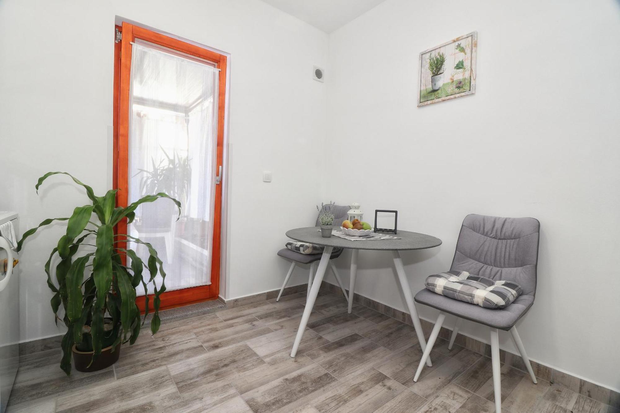 Studio Apartman Edy 3 Пула Екстериор снимка